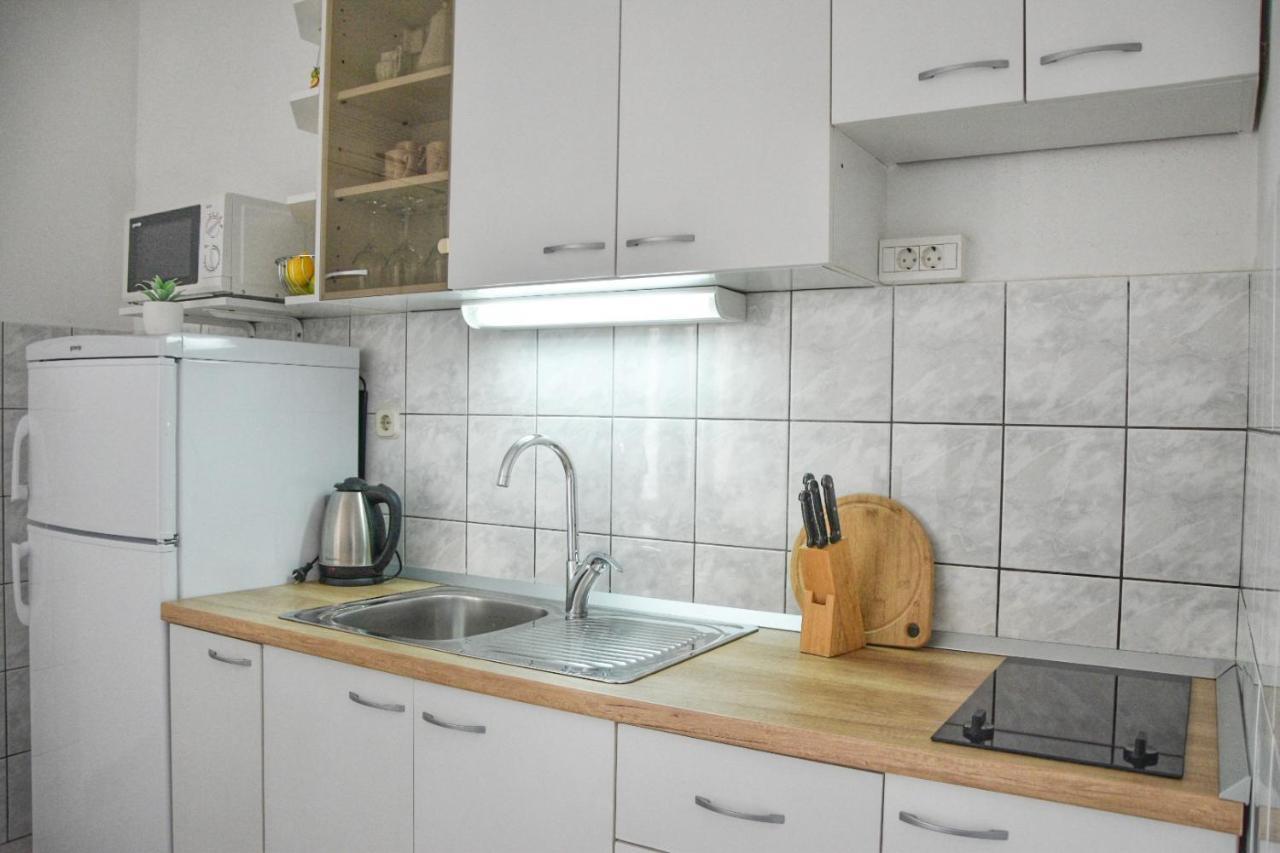 Apartments Sena Bol Extérieur photo