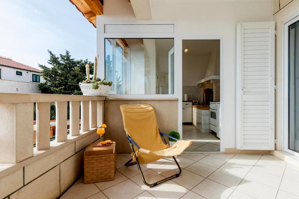 Apartments Sena Bol Extérieur photo